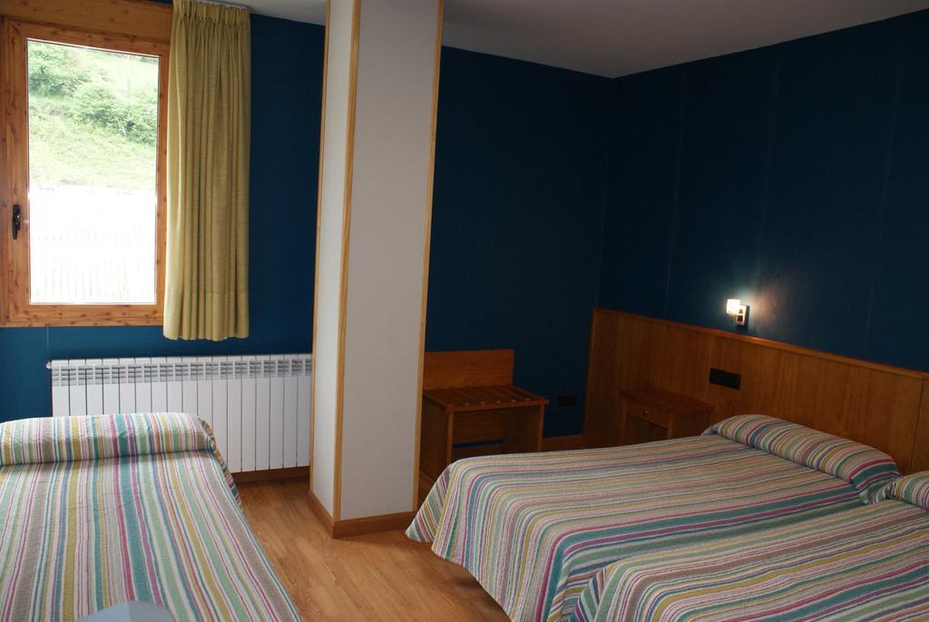 Hostal Los Valles Bielsa Eksteriør bilde