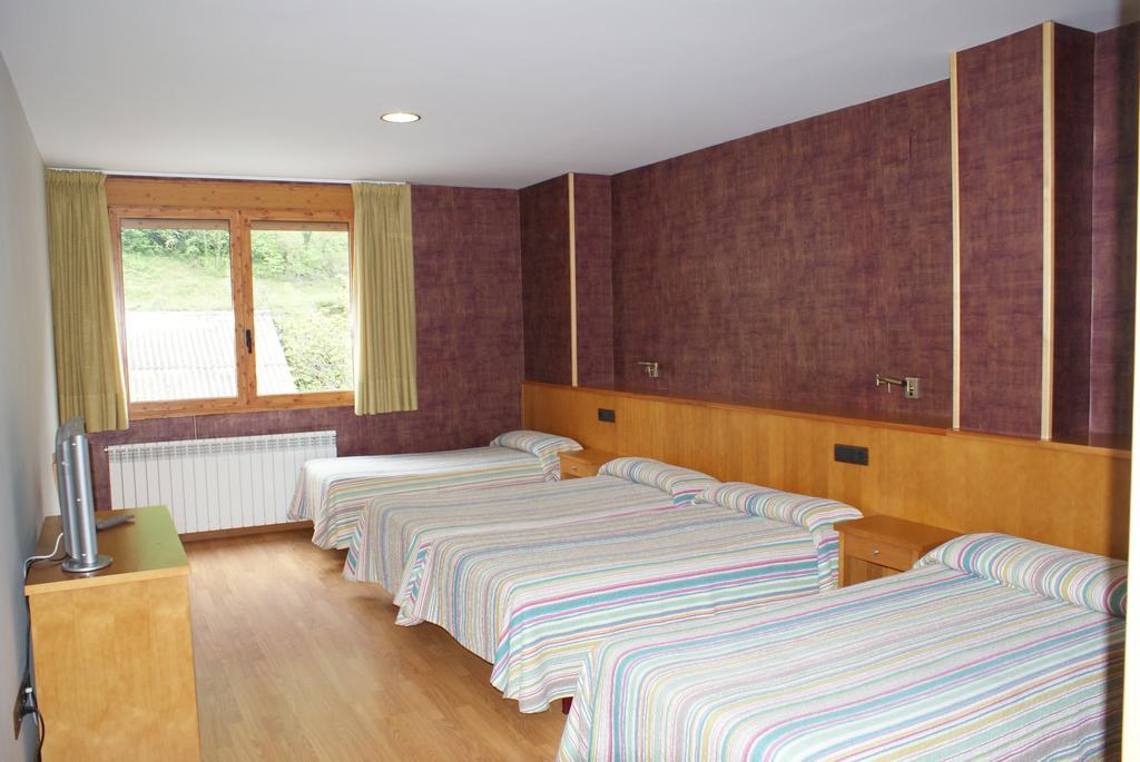 Hostal Los Valles Bielsa Eksteriør bilde